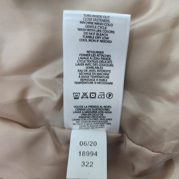 Ralph Lauren Women’s Crest Logo Shell Diamond Quilted Vest Birch Size Small NWT - Picture 12 of 12